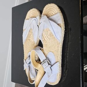 Splendid  Fae Suede Buckle Bow Front Sandals Size 8.5 Periwinkle Blue